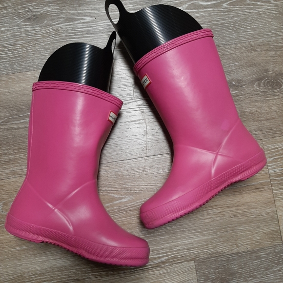 Hunter Other - Hunter Classic Fuscia Wellington Rain Boots UK 10/ US 12 Girls